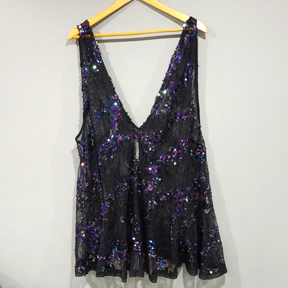 Free People Dresses & Skirts - Free People Intimately Shimmer Stunner Slip